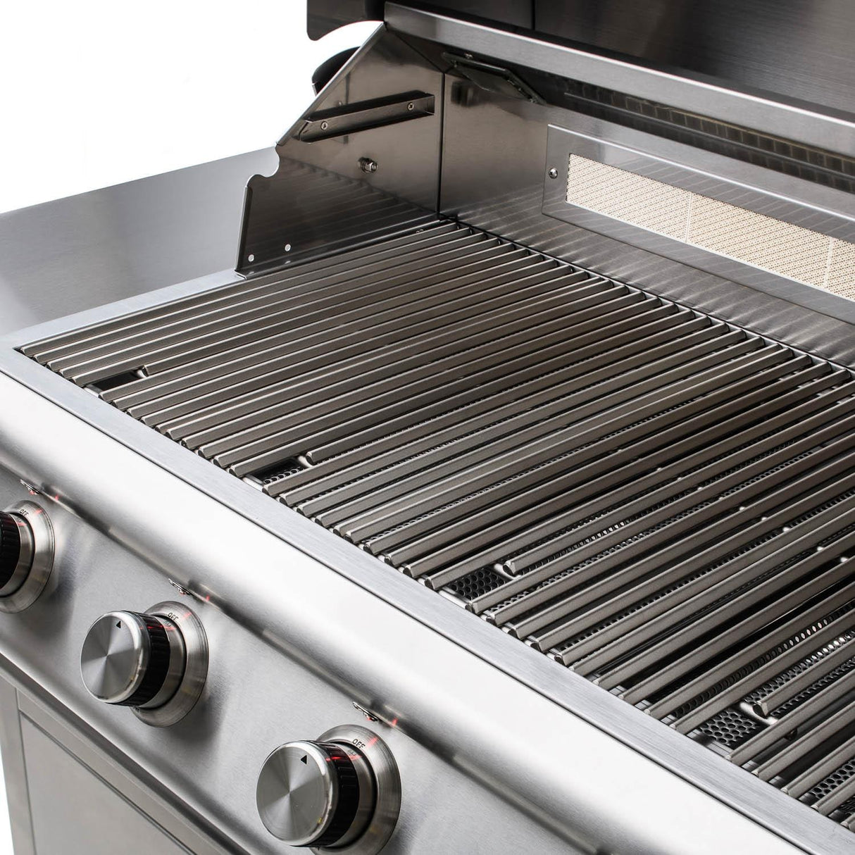 Blaze Premium LTE 32-Inch 4-Burner Built-In Natural Gas Grill With Rear Infrared Burner & Grill Lights - BLZ-4LTE2