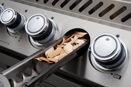 Napoleon Prestige Pro 665 Built-in Gas Grill