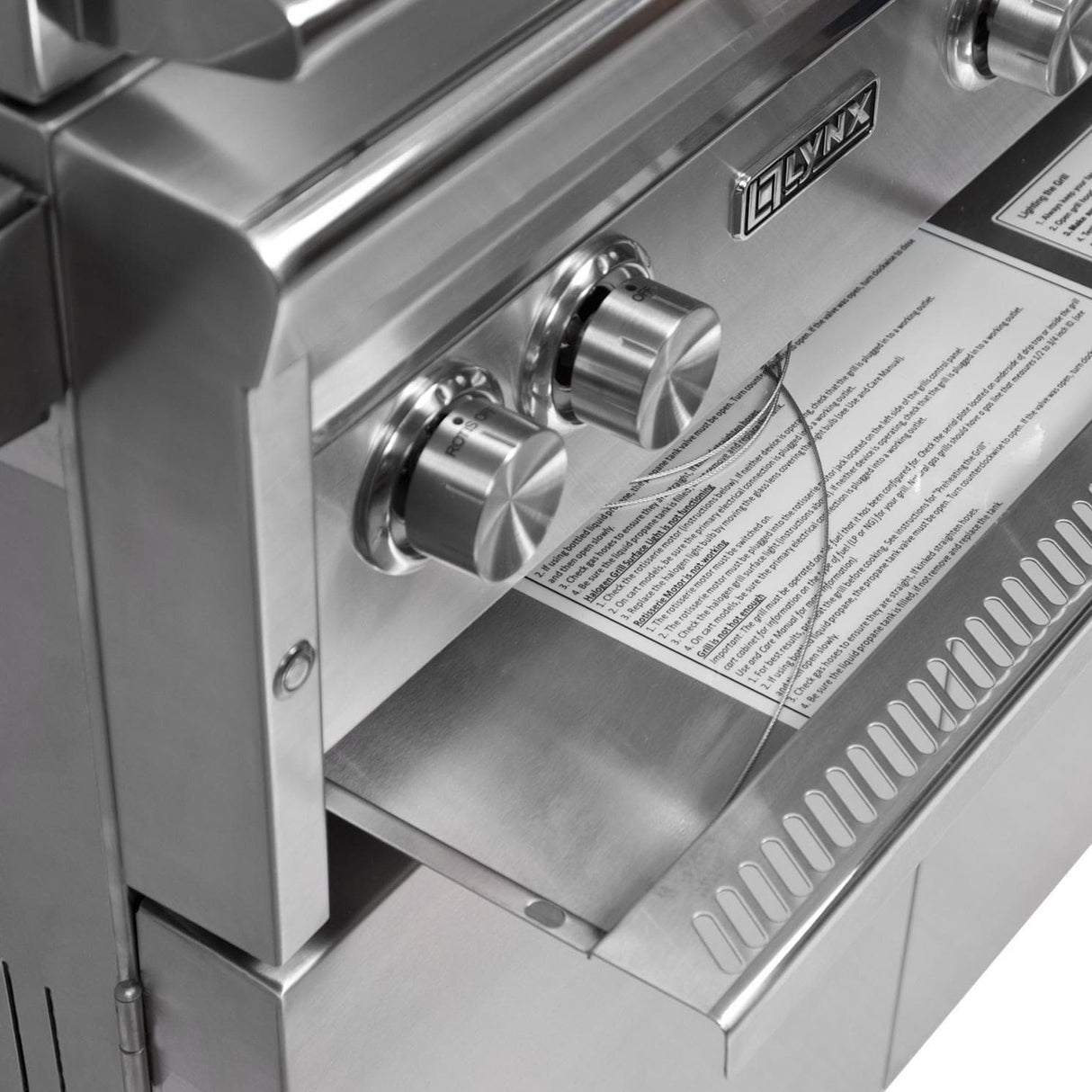 Lynx Professional 36-Inch Built-In Gas Grill With Rotisserie - L36R-3(NG/LP)