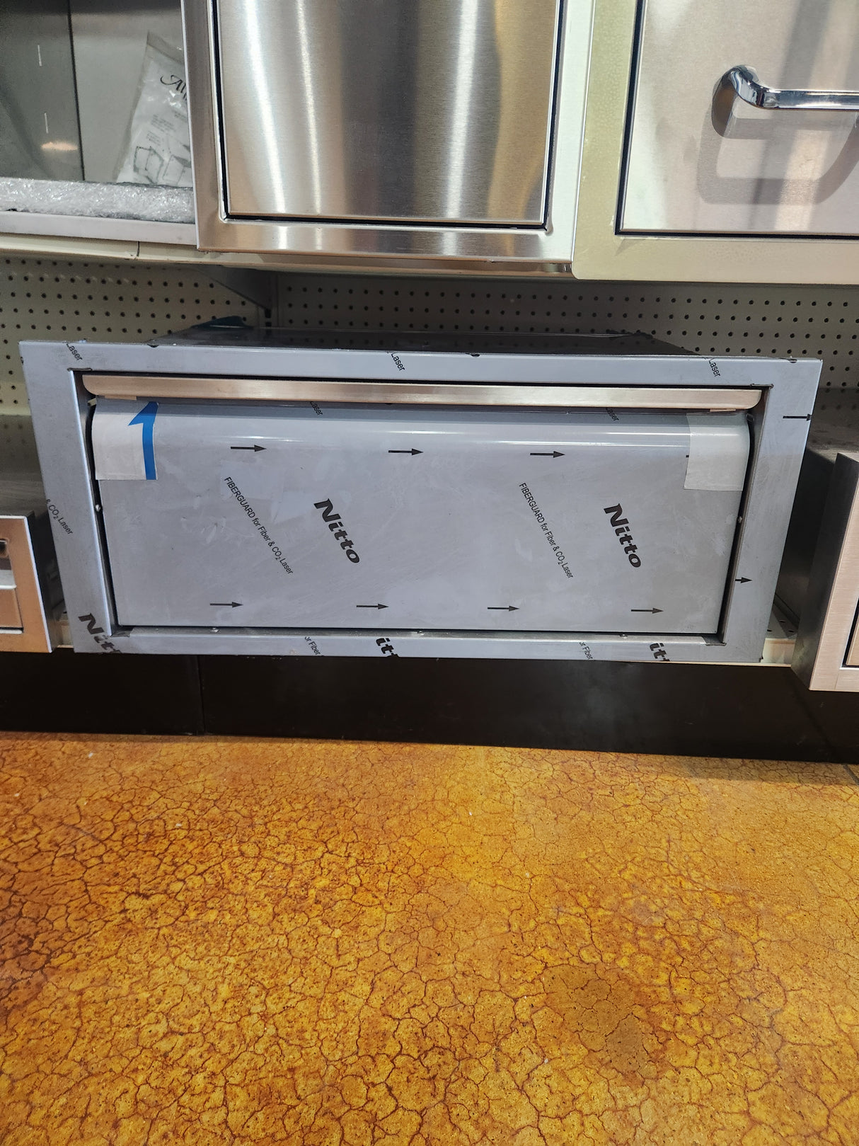 *OPEN BOX* Memphis Lower Drawer Pro