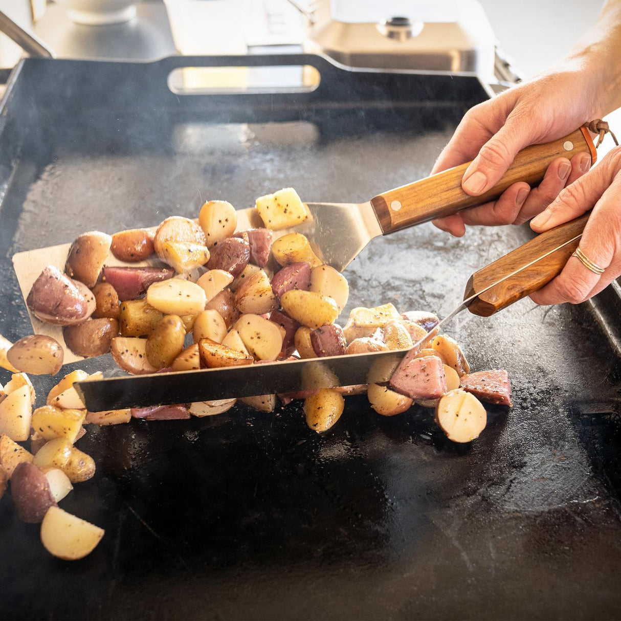 Traeger Flat Top Essential Bundle BAC733