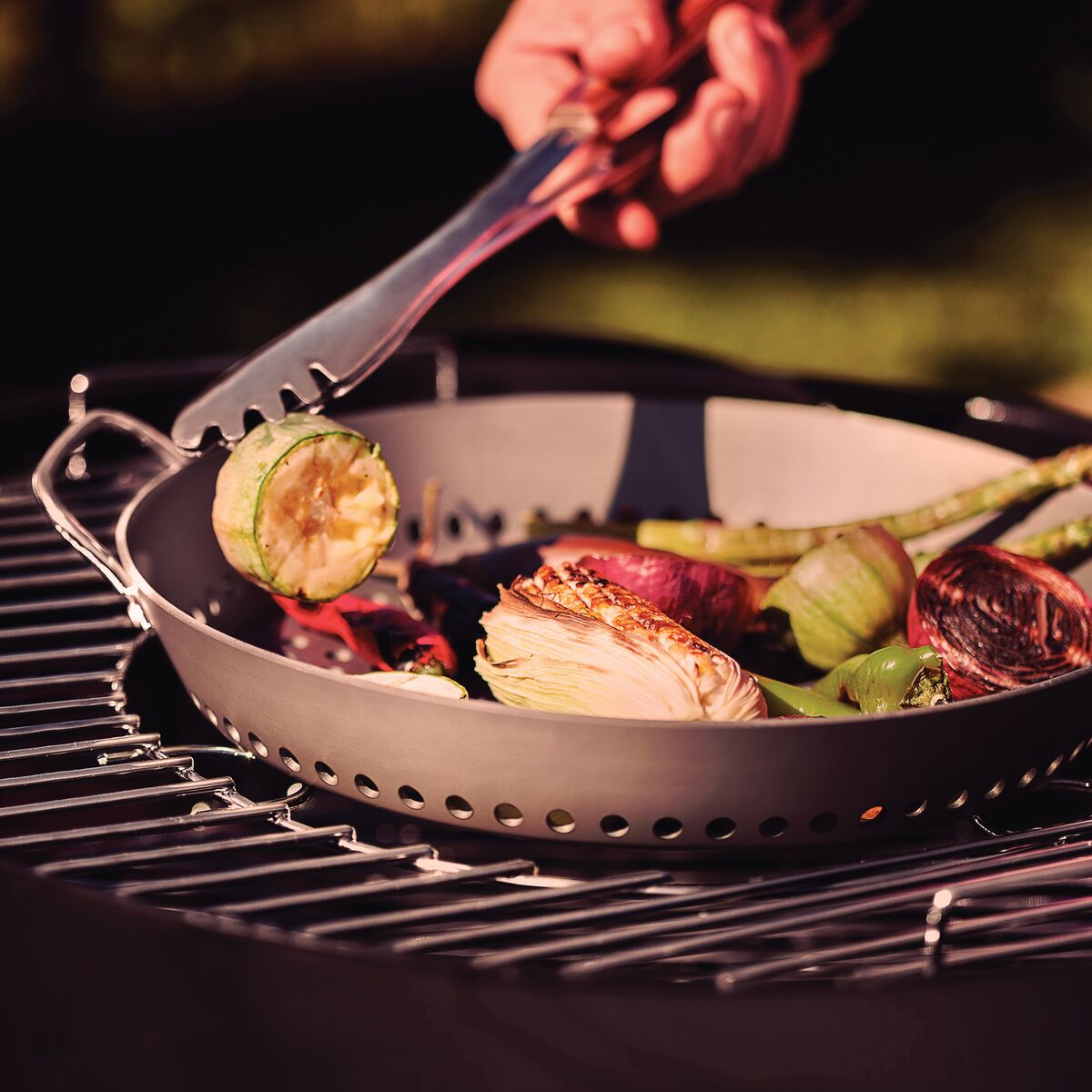 Tramontina 12 inch Round Carbon Steel Grilling Pan