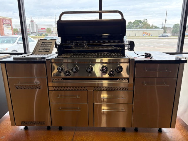 *Open Box* Broil King Imperial S 590i 5-Burner Gas Grill Island