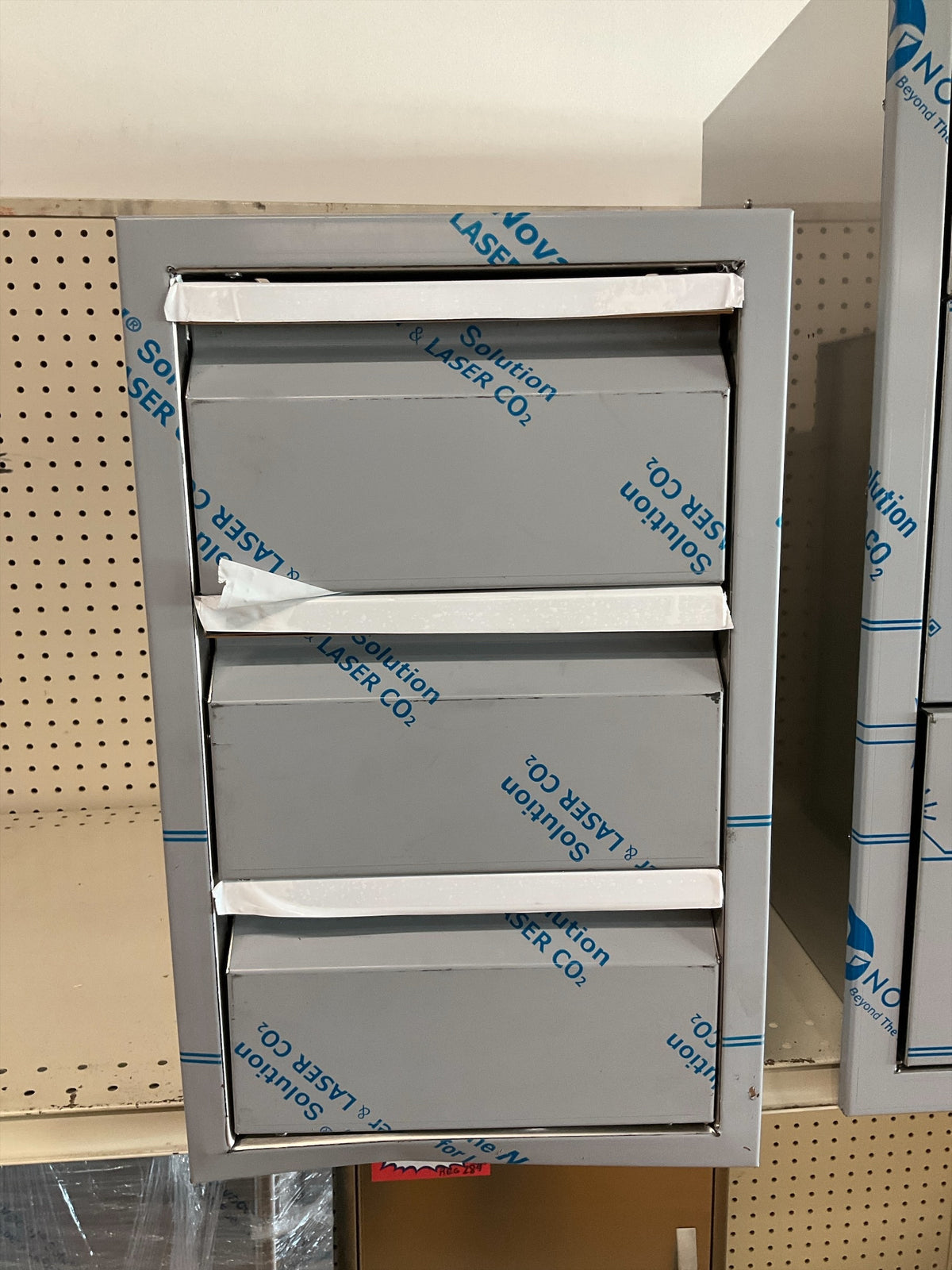 [Scratch & Dent] Twin Eagles 33" Triple Storage Drawer (TESD133-B)
