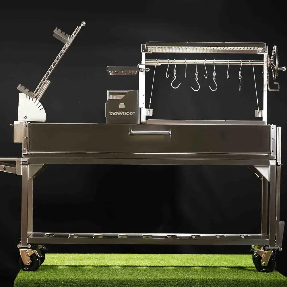 Tagwood Santa Maria Style Grill enhanced with a 360° rotating Clamp Grill  5 Cooking Zones with a Firebox