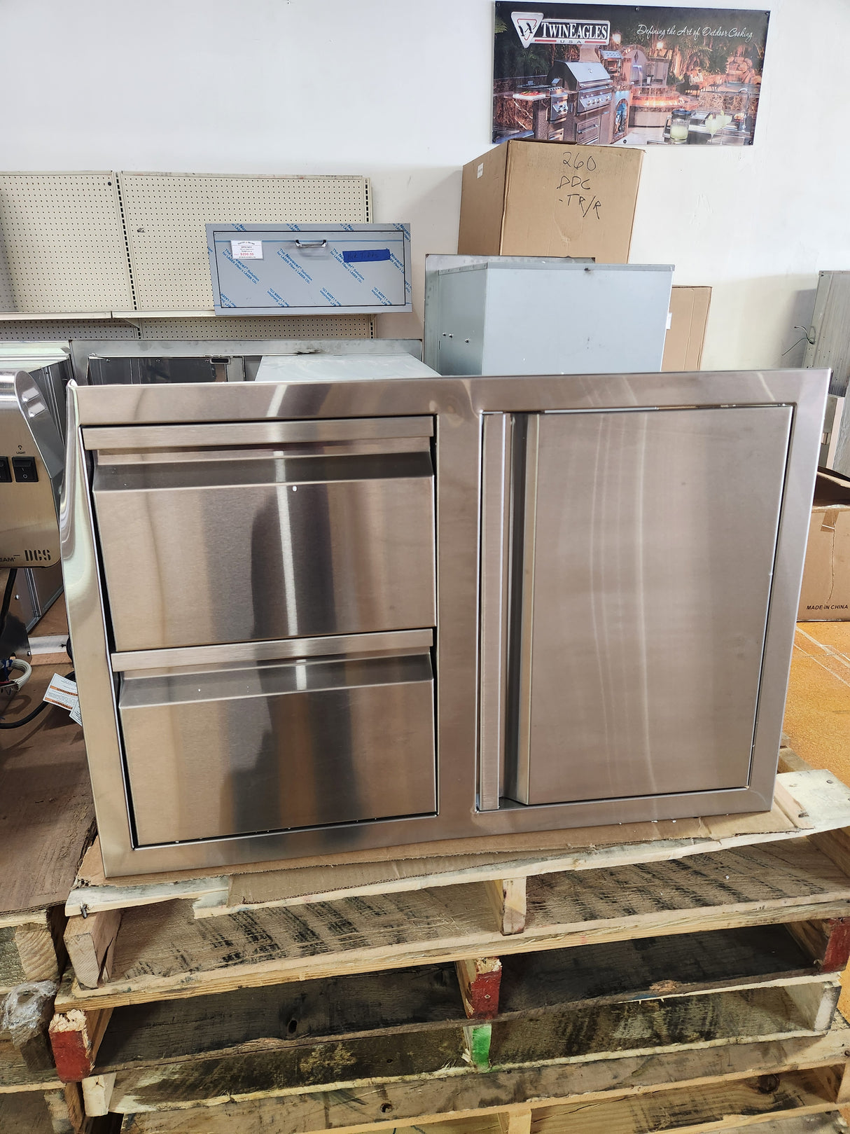 *OPEN BOX* RCS Valiant Double Drawer & Door Combo VDC1 - Light Damage