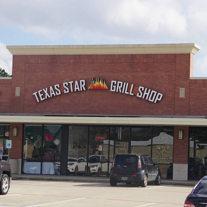 Front view of Texas Star Grill Shop's Spring / Louetta location