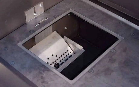 Yoder Smokers YS640s burn pot inside firebox where wood pellets ignite